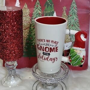 THERE'S NO PLACE LIKE GNOME  Christmas "White/RedNWT Coffee Mug